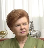 ���g�r�A�� Varia Vike-Freiberga �哝��