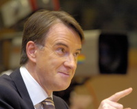 Mandelson ���B�ψ�