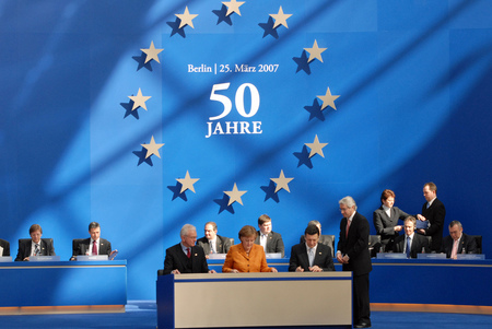 �x�������錾