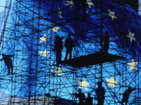 ���B����